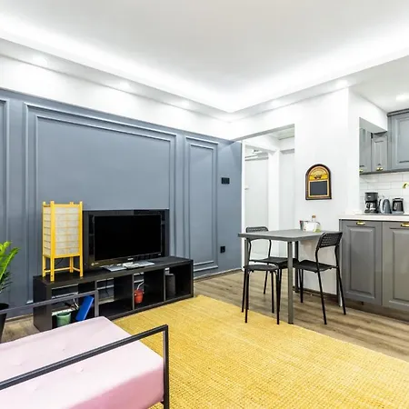 Central And Modern Flat Near Moda Coast In Kadikoy * Istanbul